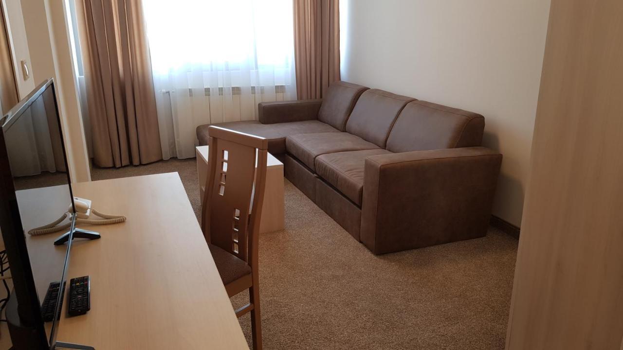 Sps Hotel Plovdiv Extérieur photo