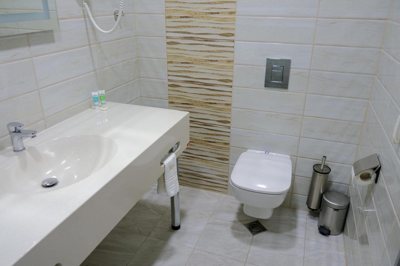 Sps Hotel Plovdiv Extérieur photo