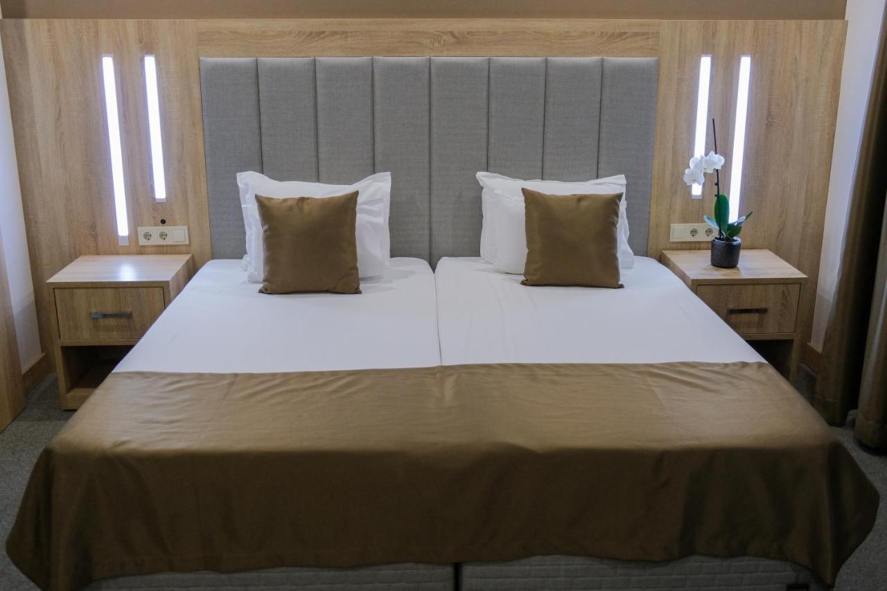 Sps Hotel Plovdiv Extérieur photo